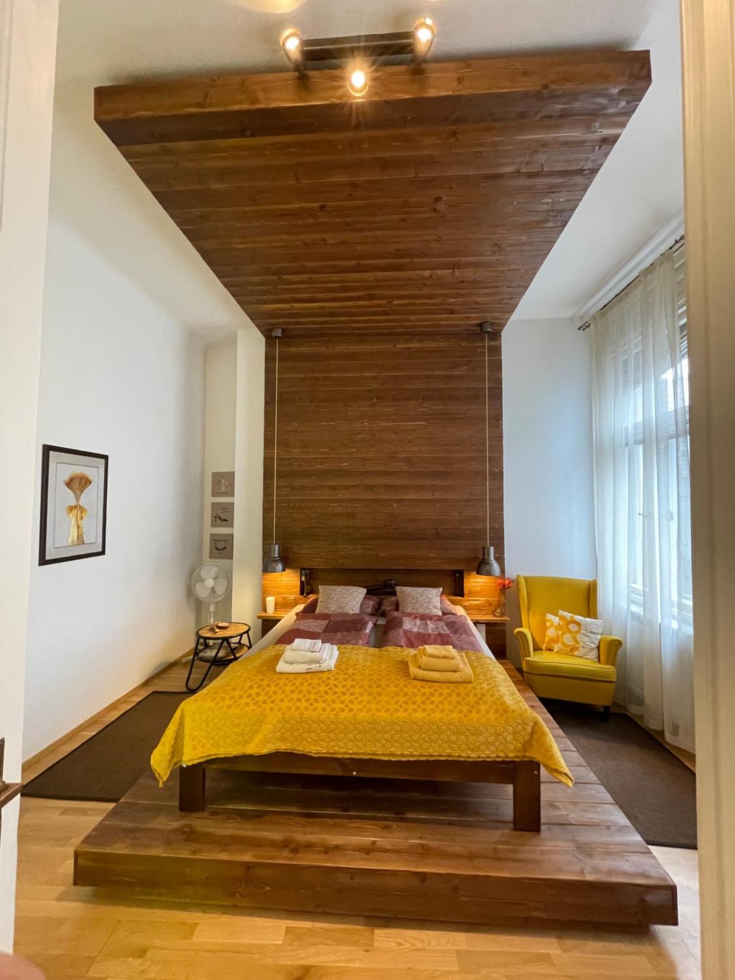 Amber Pearl Apartment 2 Rooms And 2 Bathrooms At Kalvin Square Budapest Exterior photo