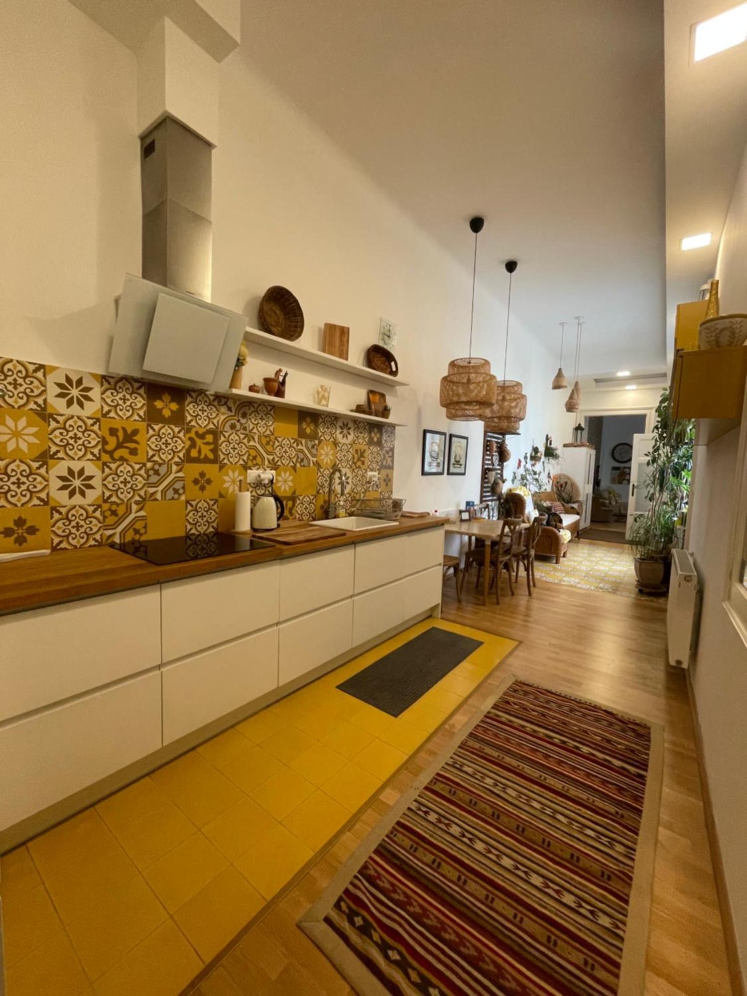 Amber Pearl Apartment 2 Rooms And 2 Bathrooms At Kalvin Square Budapest Exterior photo