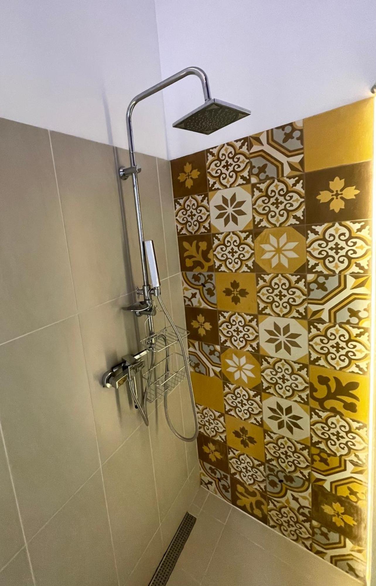 Amber Pearl Apartment 2 Rooms And 2 Bathrooms At Kalvin Square Budapest Exterior photo